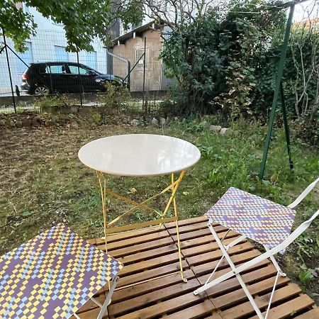 Le P'Tit Montjoux - Appart Avec Jardin Proche Gare Besançon Buitenkant foto