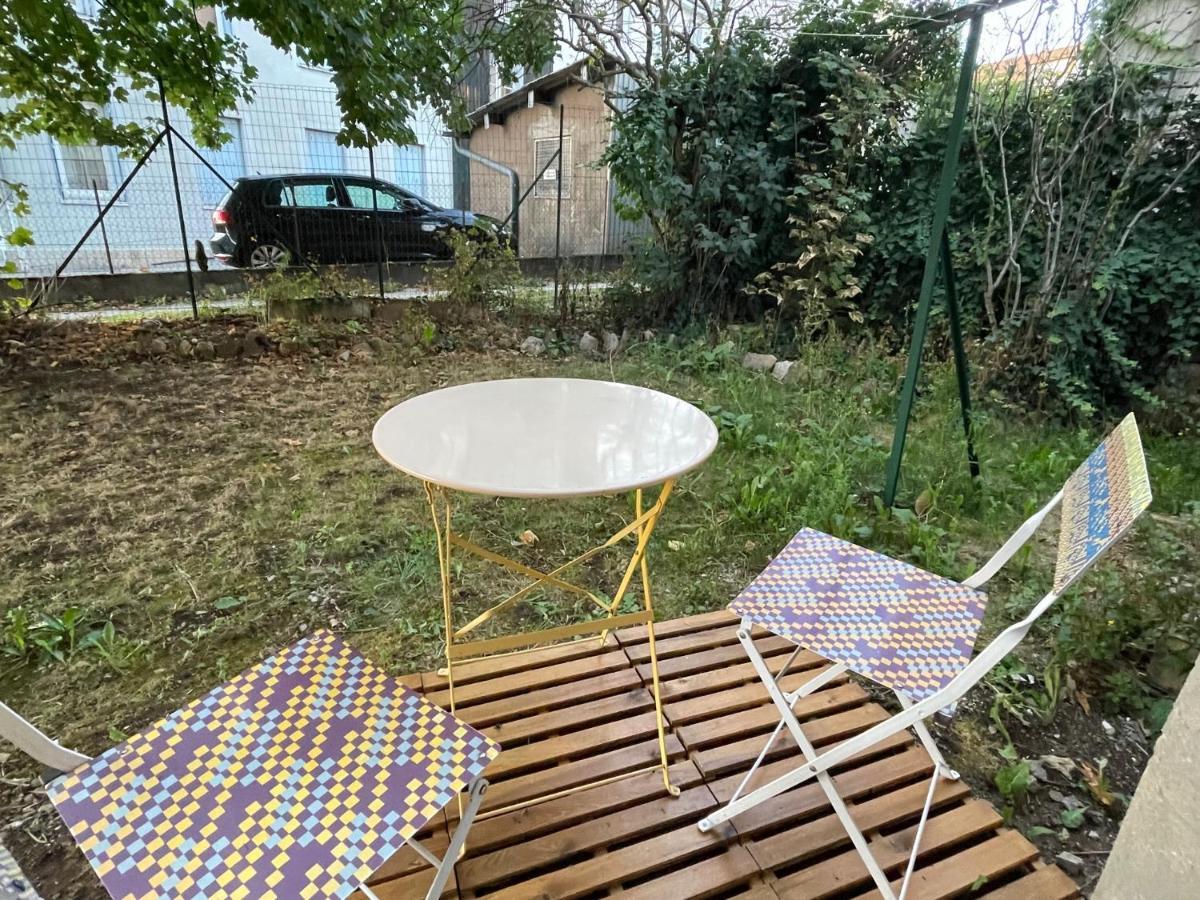 Le P'Tit Montjoux - Appart Avec Jardin Proche Gare Besançon Buitenkant foto